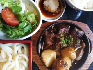 �y�T�C�R���X�e�[�L��V�z������